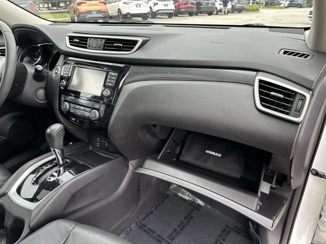 Used 2015 Nissan Rogue SL w/ SL Premium Package AWD/4WD image 33