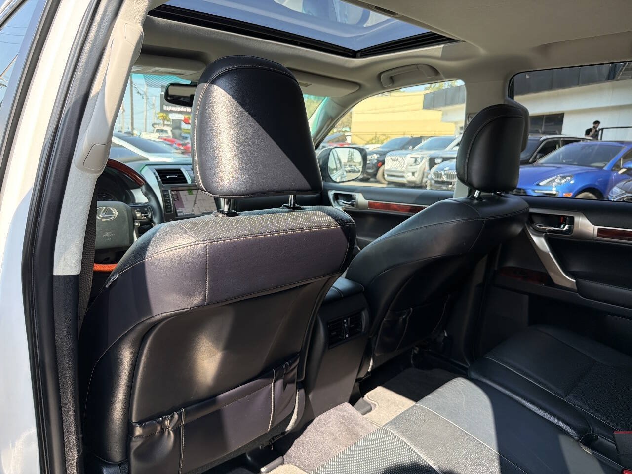 Used 2012 Lexus GX 460 w/ Convenience Pkg AWD/4WD image 25