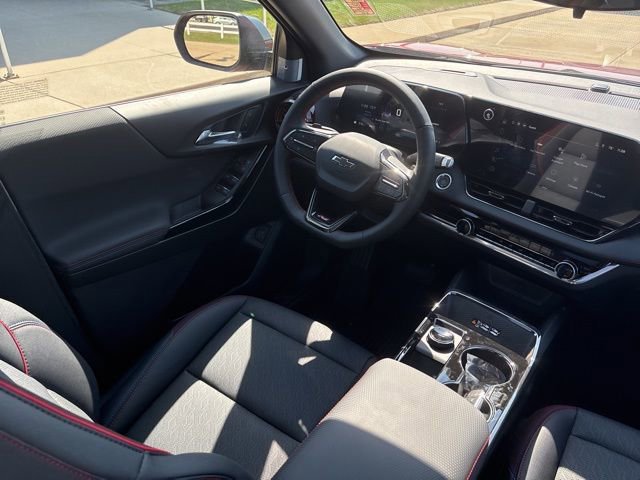 New 2026 Chevrolet Equinox RS w/ LPO, Floor Liner Package AWD/4WD image 25