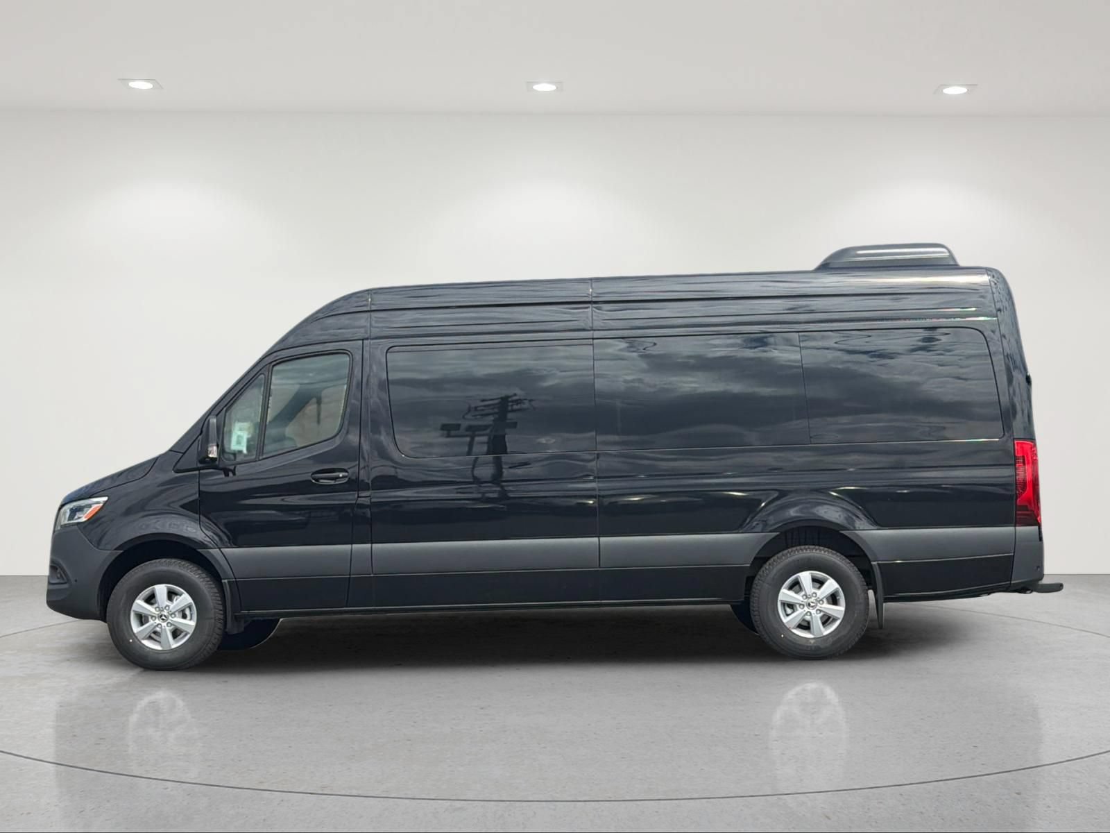 New 2026 Mercedes-Benz Sprinter 2500 image 2