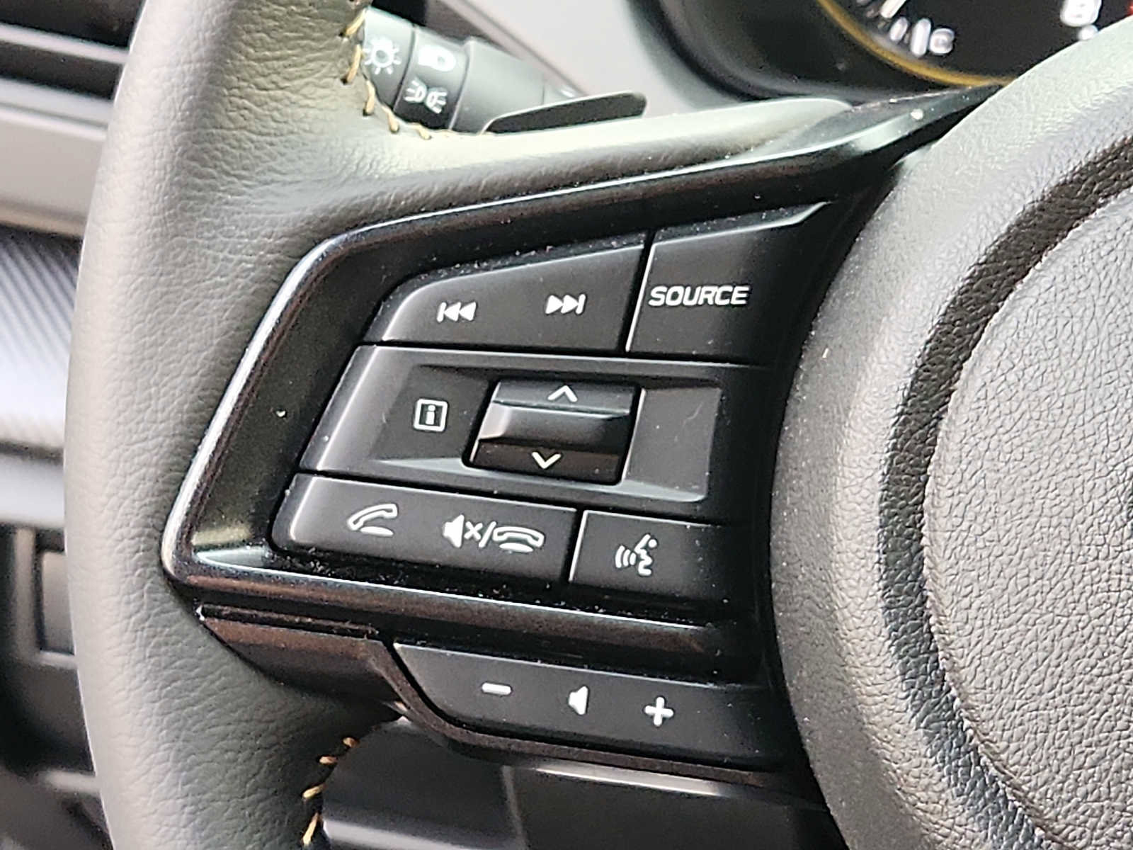 Certified 2025 Subaru Crosstrek 2.5i Sport image 21