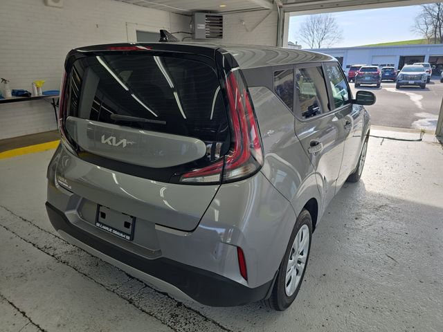Certified 2024 Kia Soul LX image 5