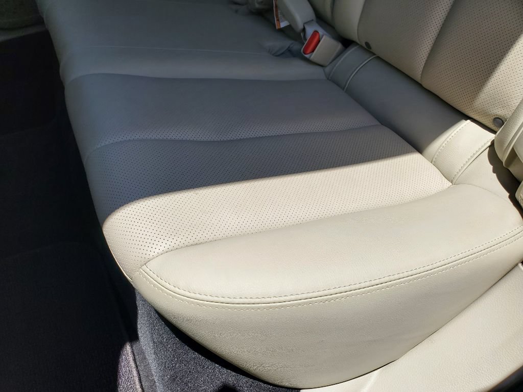 Used 2012 Subaru Outback 2.5i Limited w/ Moonroof Pkg AWD/4WD image 28