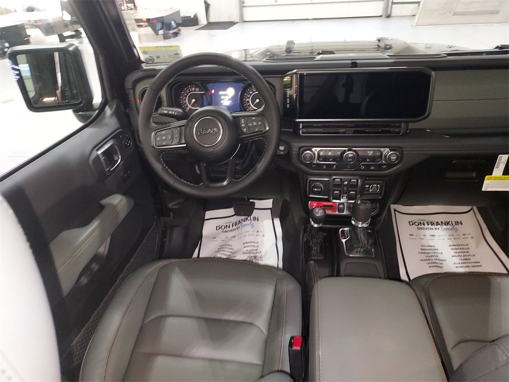 New 2026 Jeep Gladiator Mojave image 15