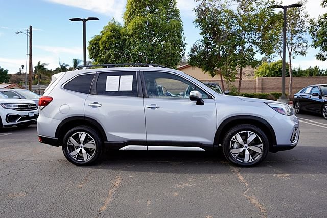 Used 2019 Subaru Forester Touring AWD/4WD image 7