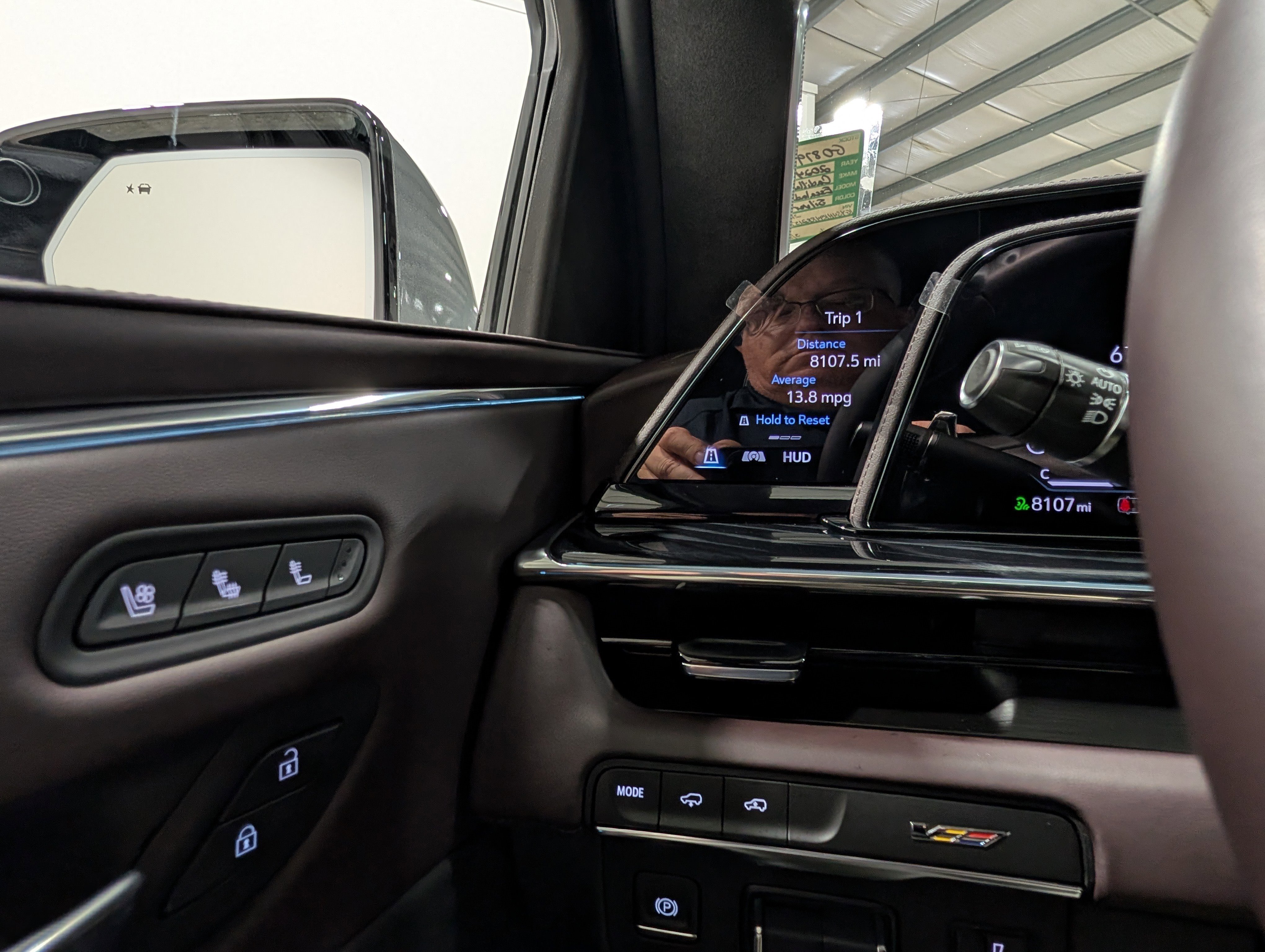 Used 2024 Cadillac Escalade V w/ LPO, ONYX Package AWD/4WD image 34