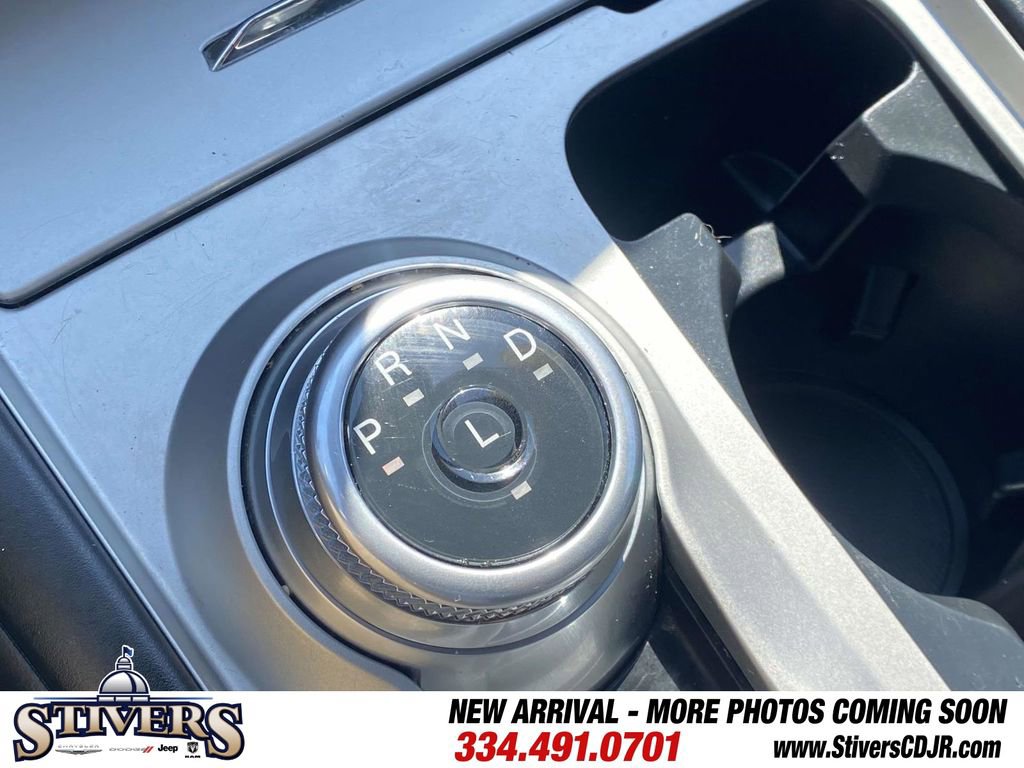 Used 2022 Ford Explorer XLT image 28