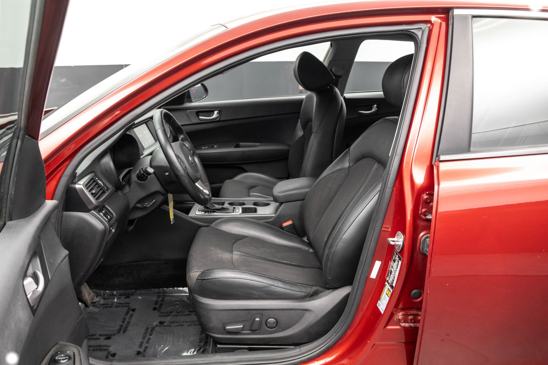 Used 2018 Kia Optima S image 6