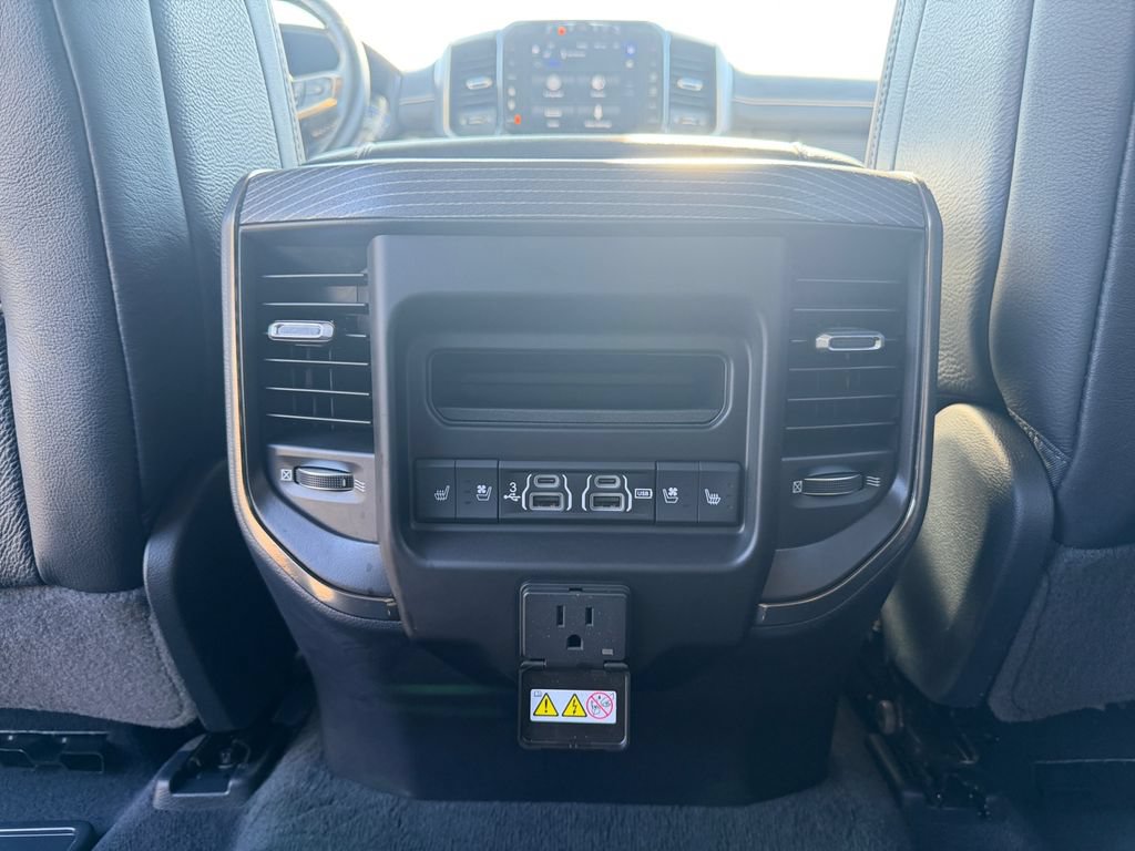 Used 2020 RAM 1500 Limited AWD/4WD image 18