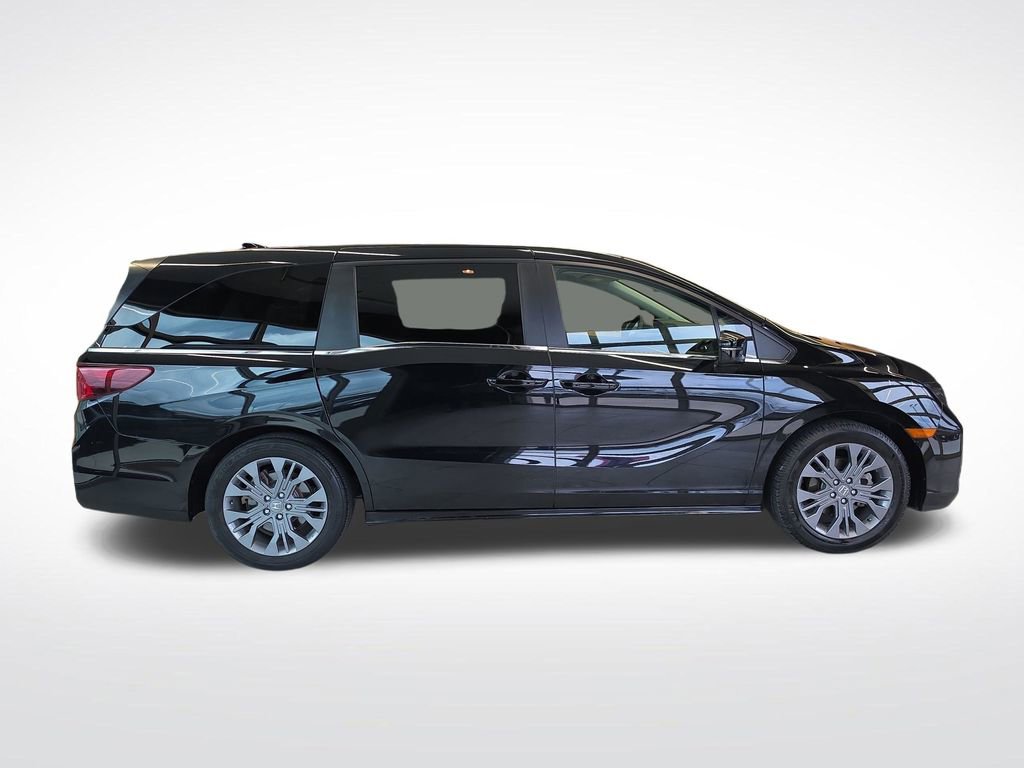 Used 2025 Honda Odyssey Touring image 7