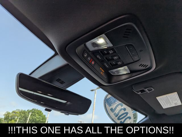 Used 2022 Chevrolet Traverse RS AWD/4WD image 18