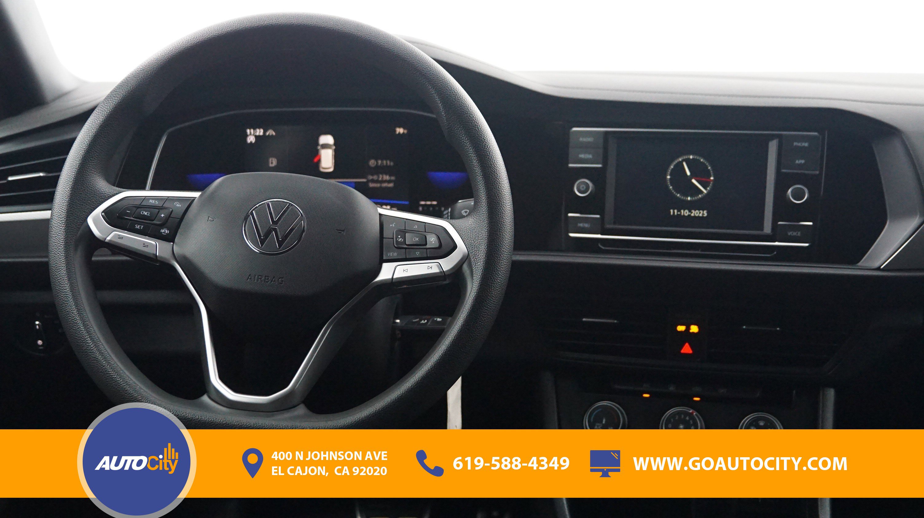 Used 2023 Volkswagen Jetta Sport image 5
