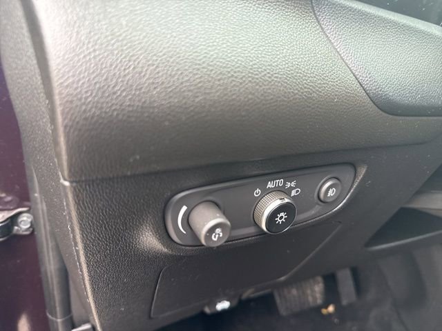 Used 2021 Buick Encore GX Preferred image 18