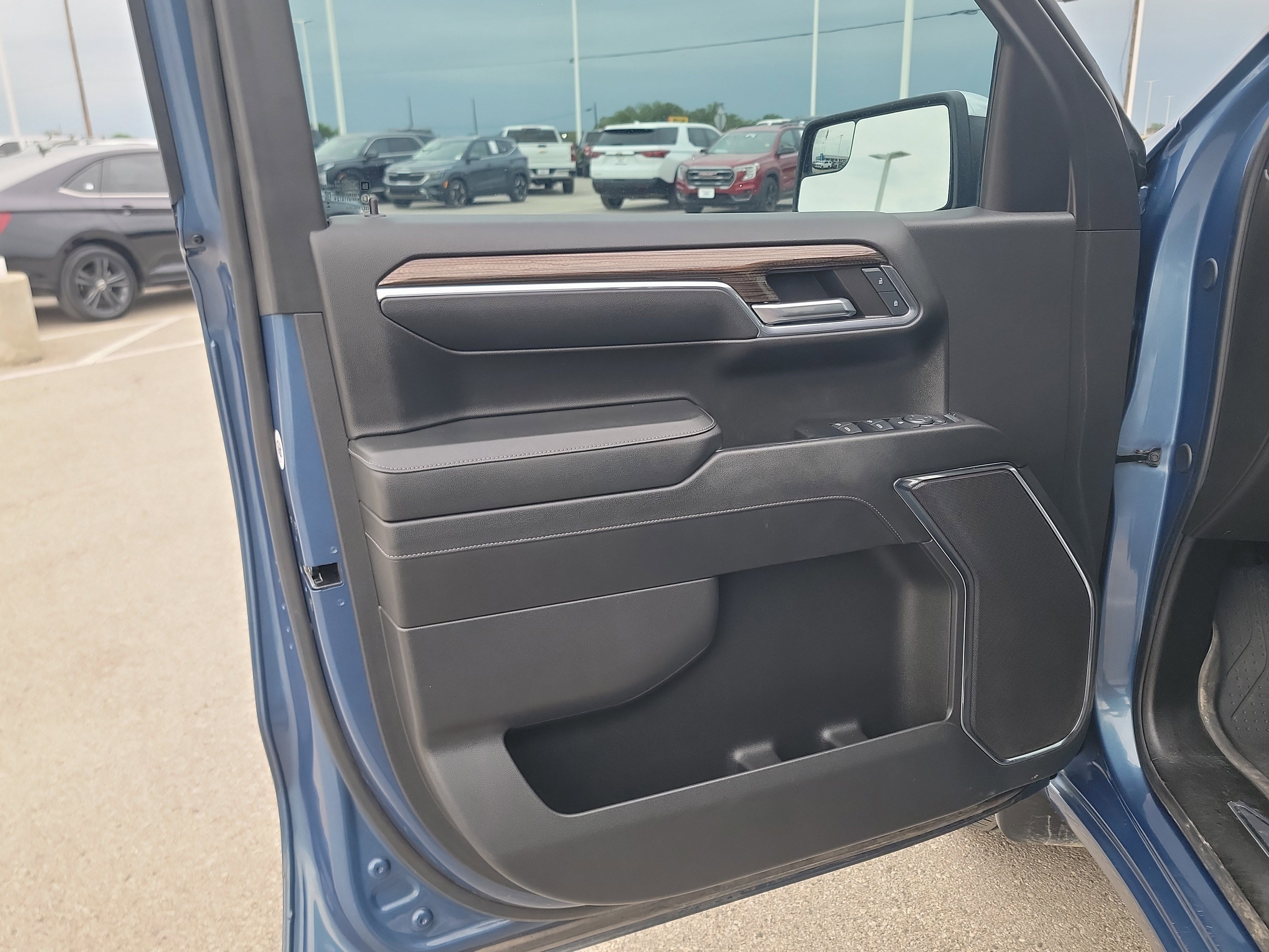 Certified 2024 Chevrolet Silverado 1500 LT w/ Texas Edition Plus RWD image 13