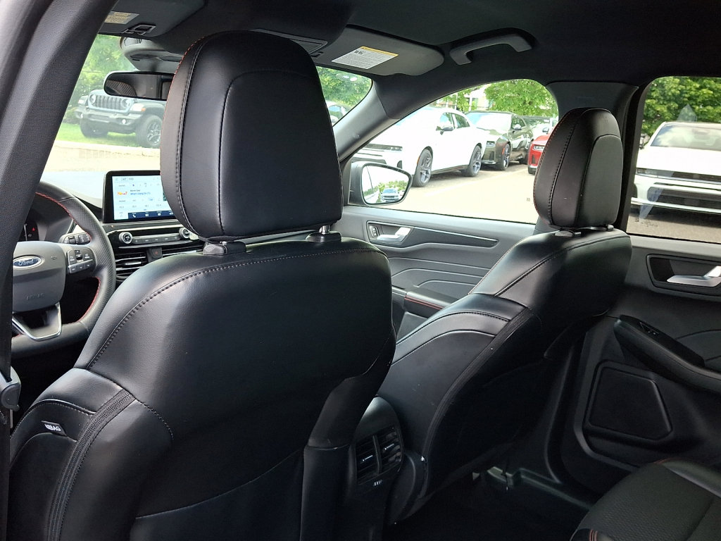 Used 2025 Ford Escape ST-Line AWD/4WD image 21