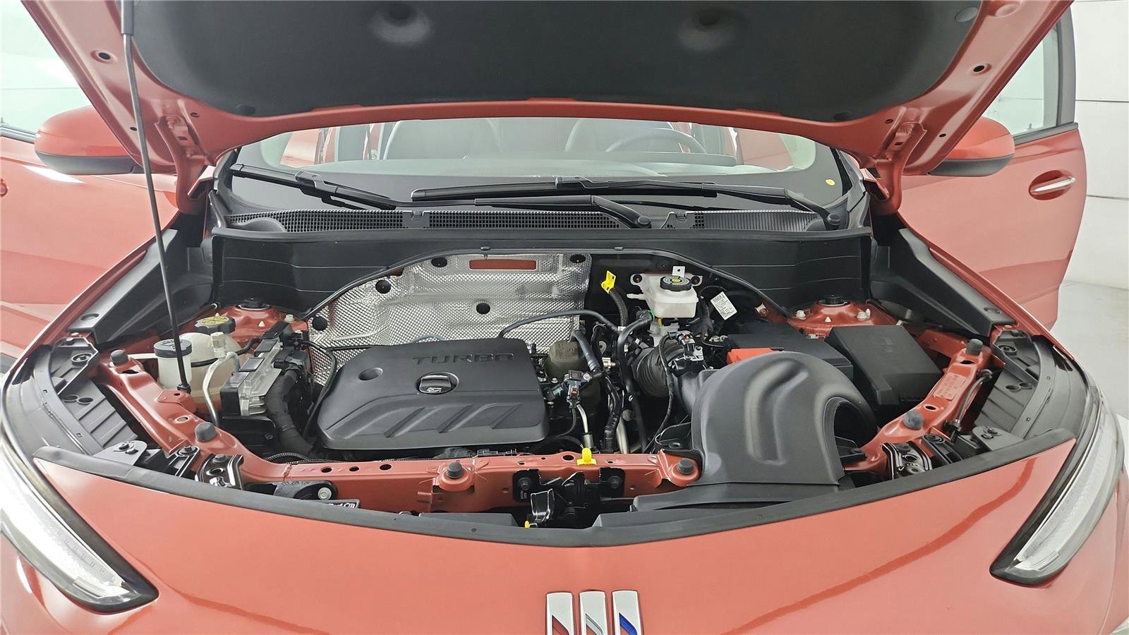 Used 2024 Buick Encore GX Sport Touring w/ Comfort Package image 37