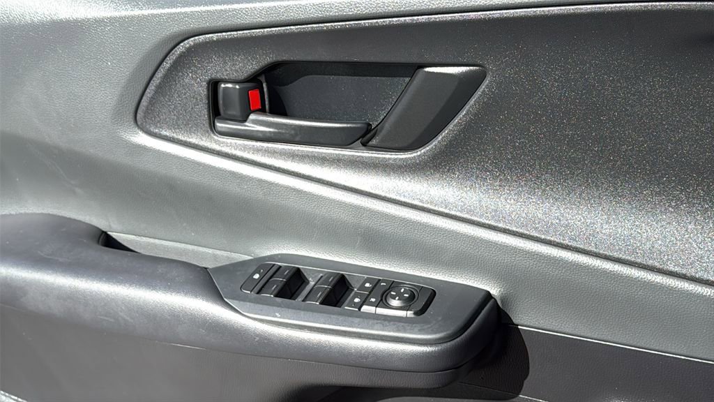 Used 2024 Toyota Prius LE image 34