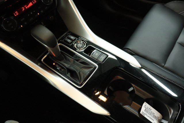New 2026 Mitsubishi Eclipse Cross SEL AWD/4WD image 14
