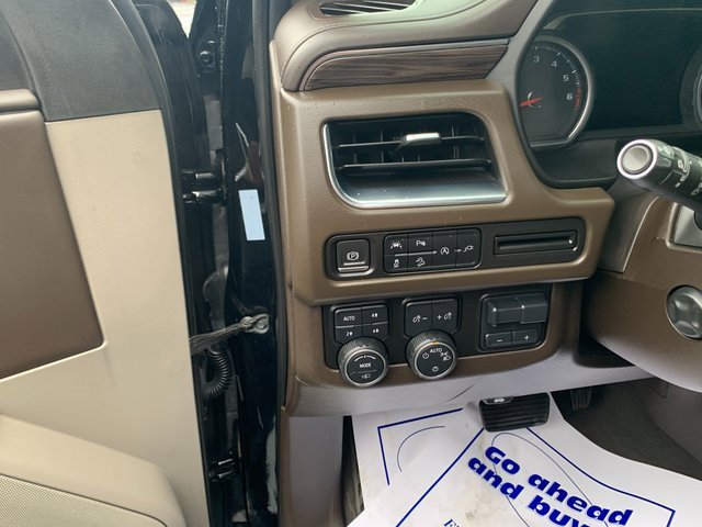 Used 2021 Chevrolet Suburban Z71 w/ Z71 Off-Road Package image 15