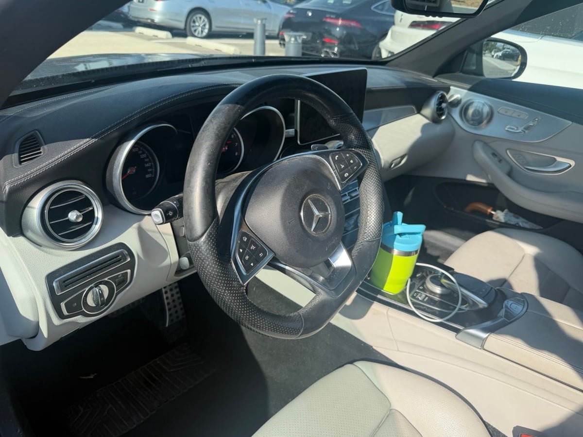 Used 2017 Mercedes-Benz C 300 4MATIC Cabriolet image 5
