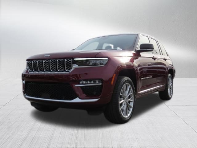 New 2025 Jeep Grand Cherokee Summit image 7