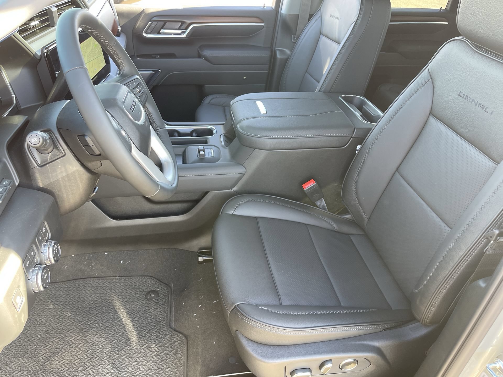 New 2026 GMC Sierra 2500 Denali w/ Denali Reserve Package AWD/4WD image 68