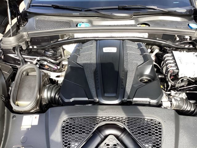 Used 2021 Porsche Macan S image 28