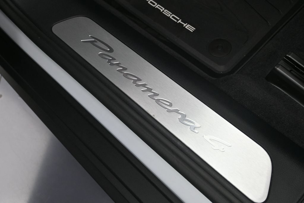 New 2026 Porsche Panamera 4 AWD/4WD image 32