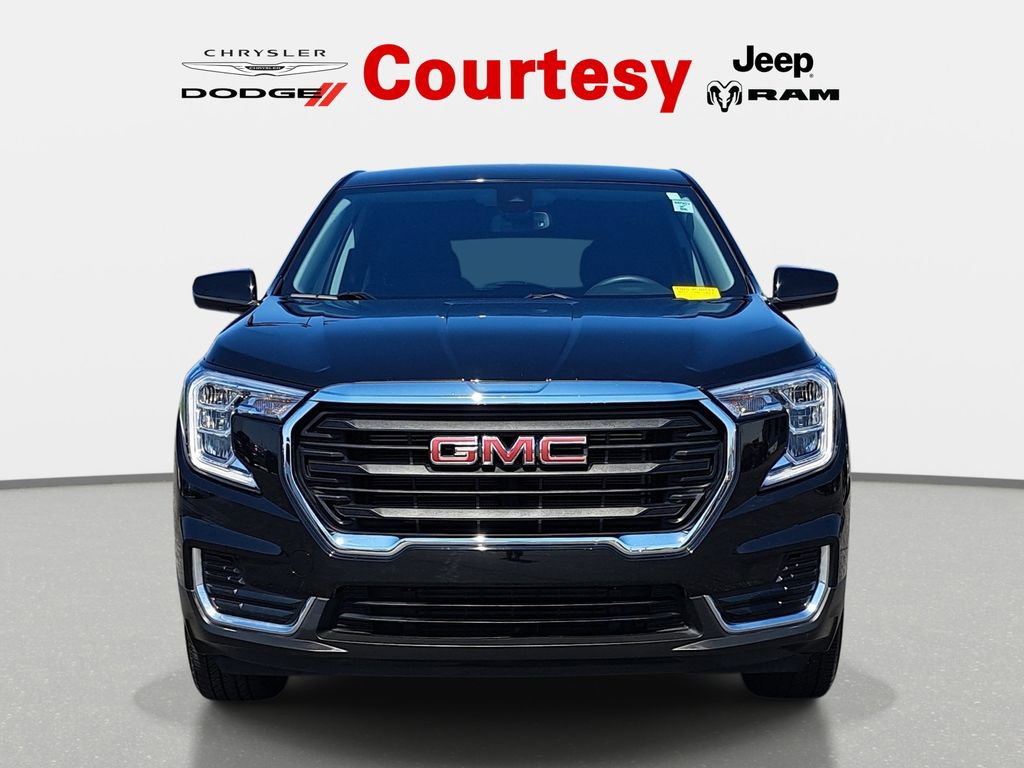 Used 2023 GMC Terrain SLE AWD/4WD image 10