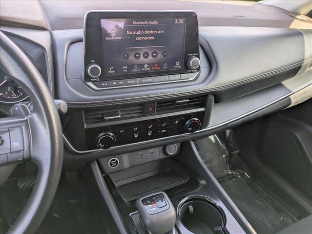 Used 2023 Nissan Rogue S image 12