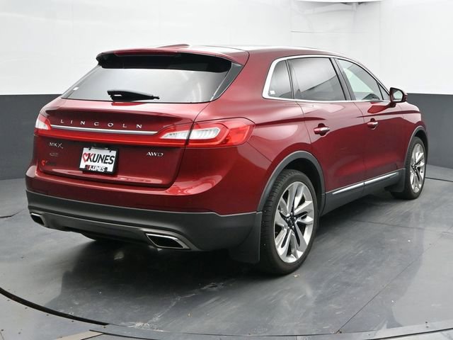 Used 2016 Lincoln MKX Reserve w/ Driver Assistance Package image 9