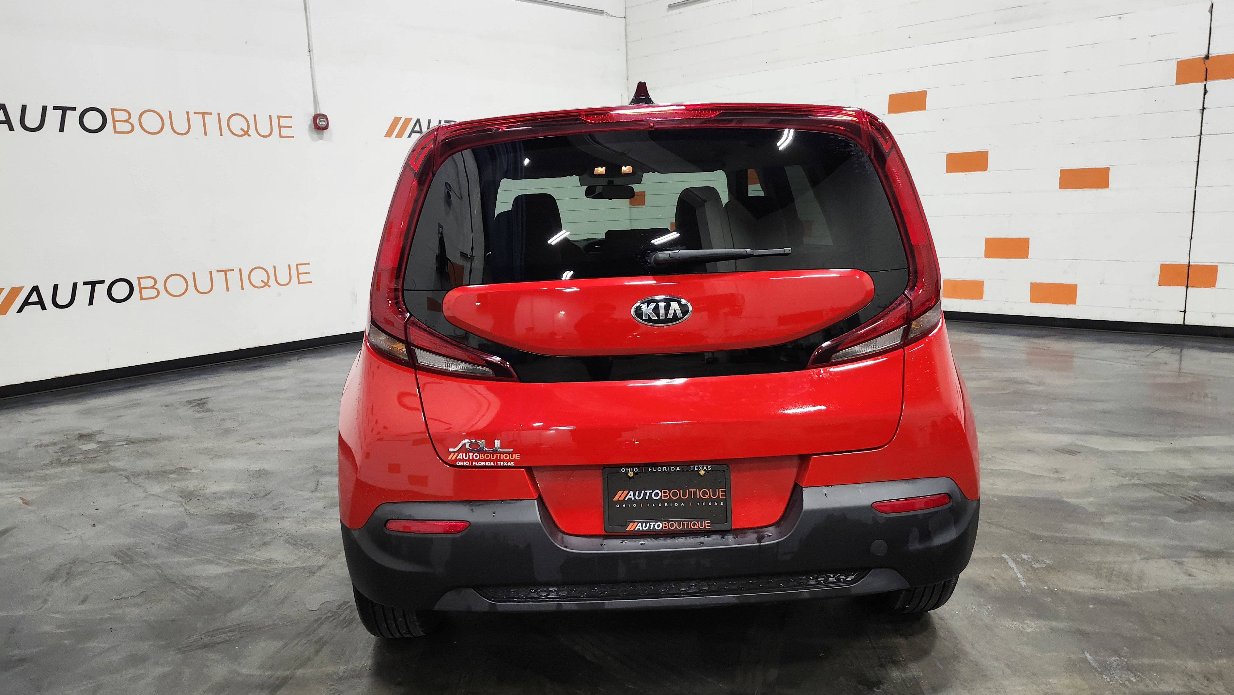 Used 2020 Kia Soul LX image 15