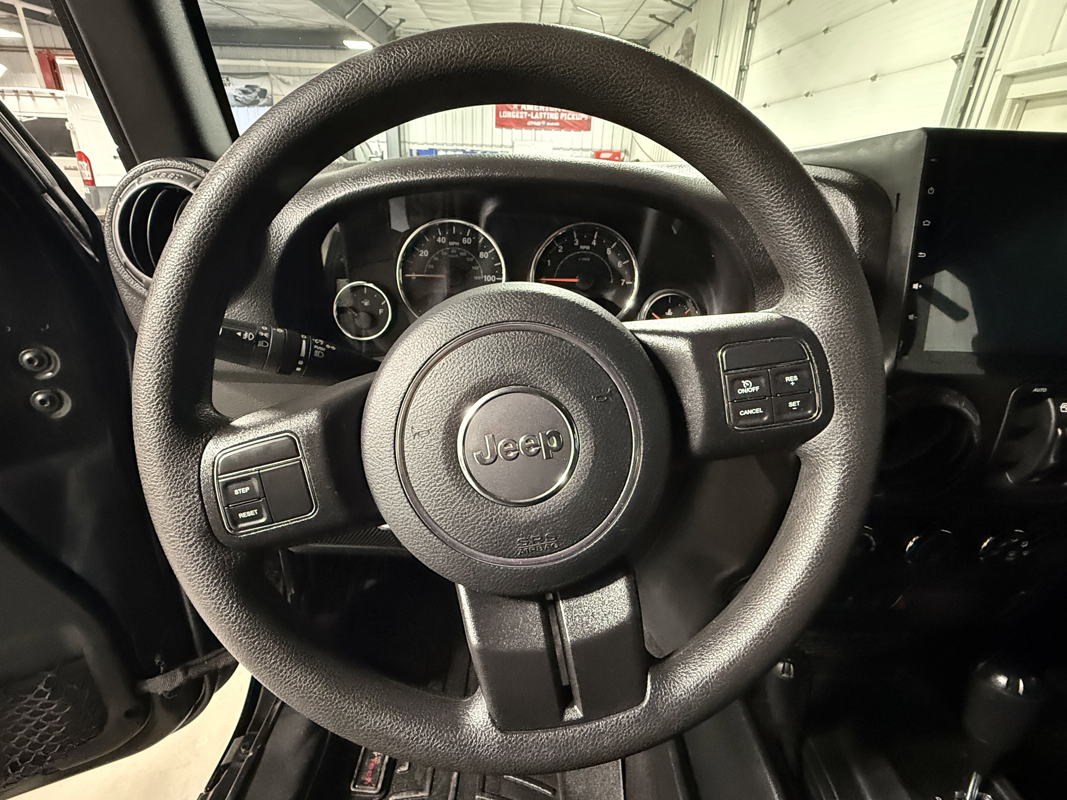 Used 2018 Jeep Wrangler Unlimited Sport image 26