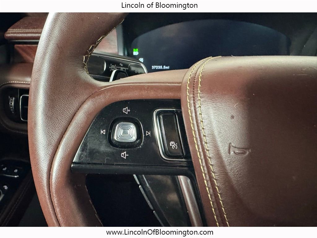 Used 2023 Lincoln Aviator Black Label w/ Dynamic Handling Package image 47