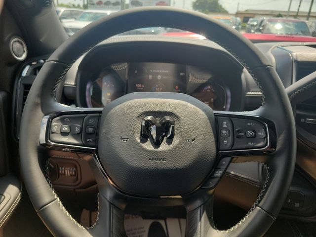New 2026 RAM 2500 Limited AWD/4WD image 17