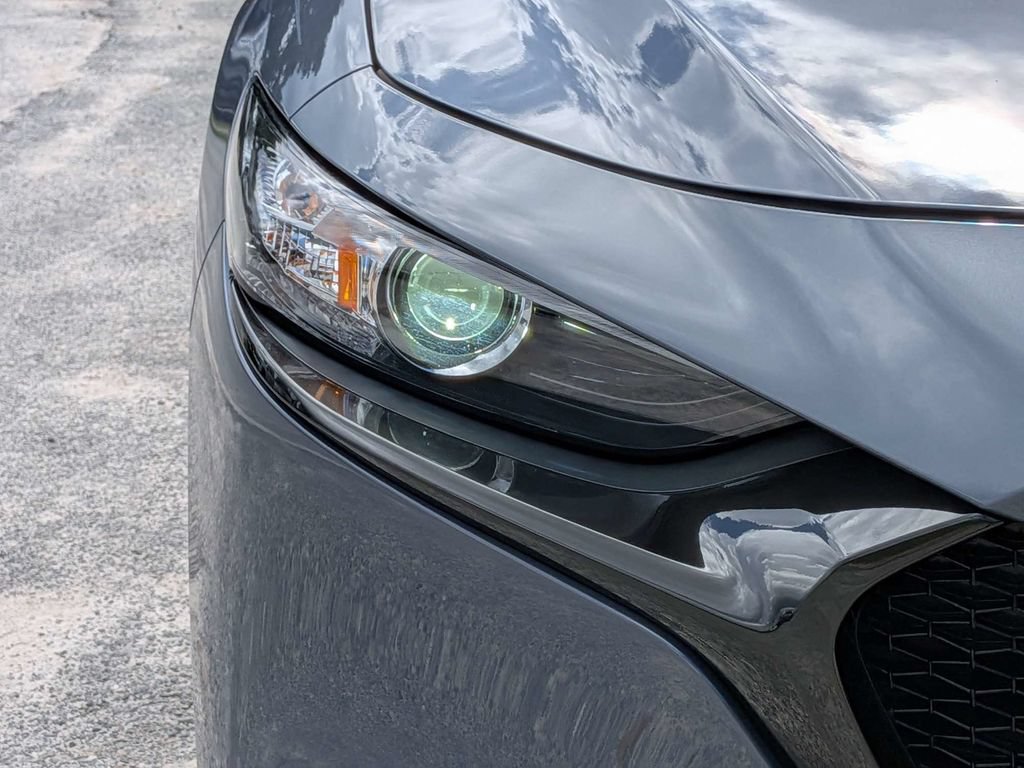 Used 2023 MAZDA MAZDA3 s FWD image 8