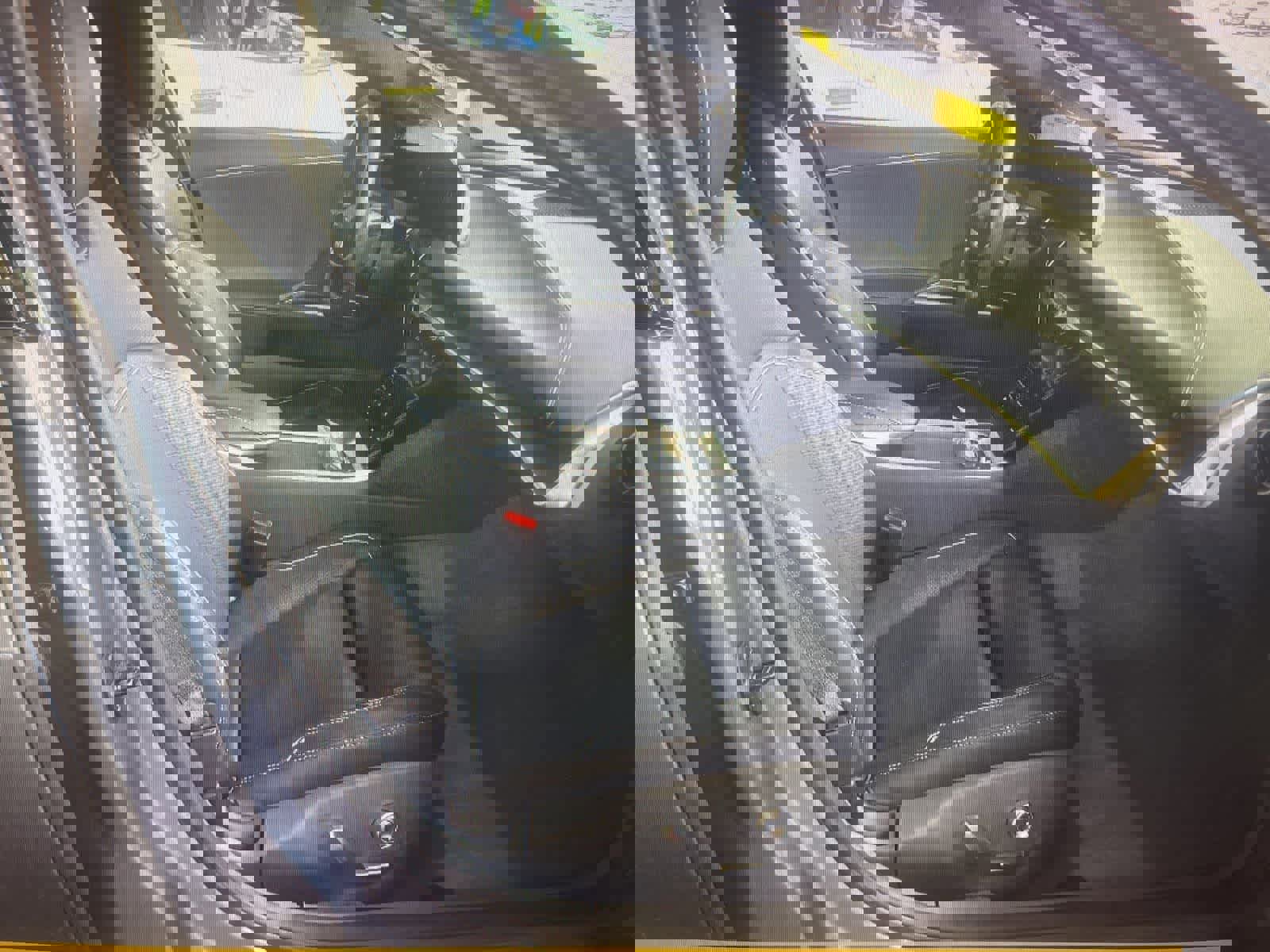 Used 2024 Lucid Air Touring image 7