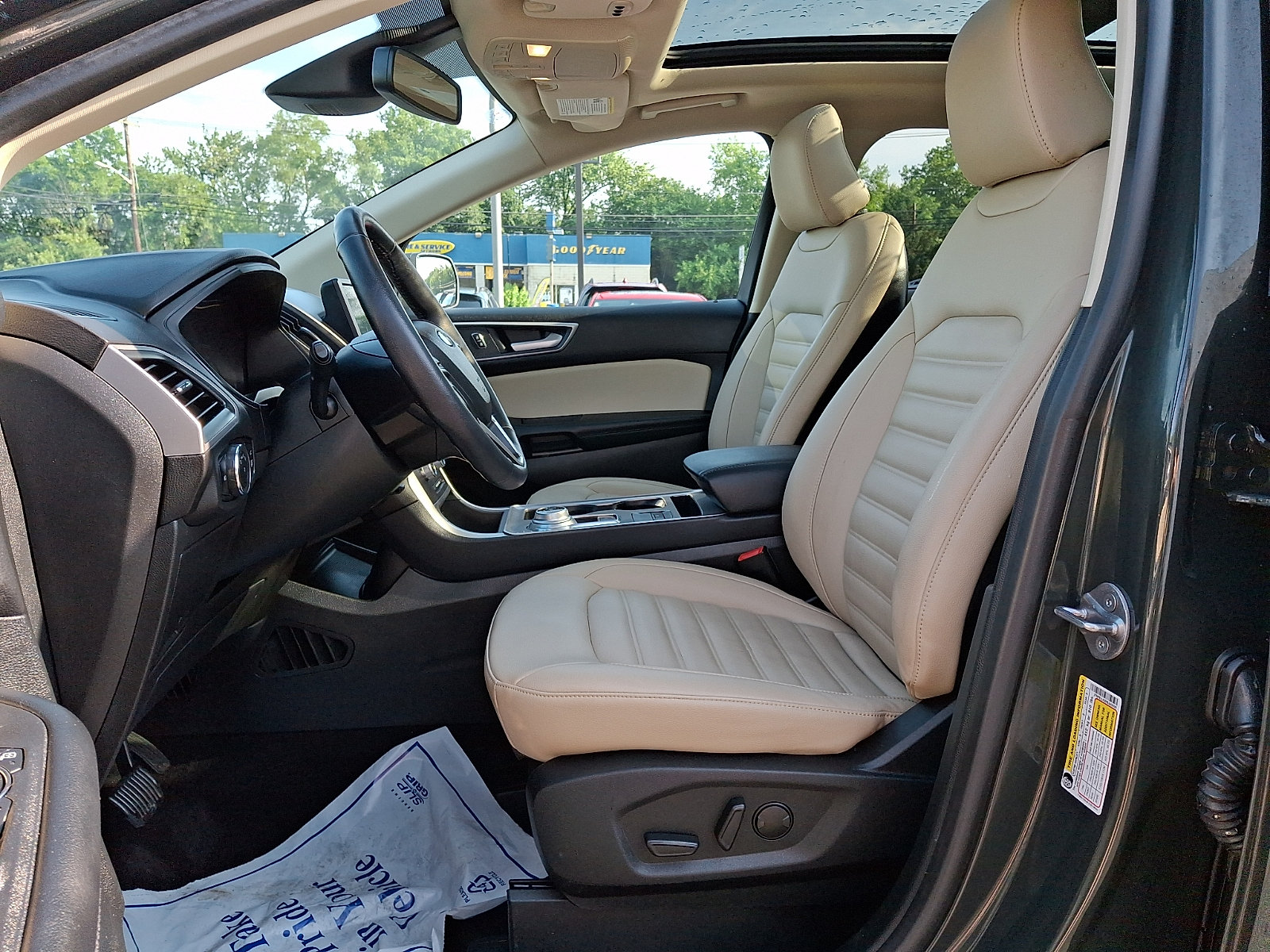 Certified 2023 Ford Edge SEL w/ Convenience Package AWD/4WD image 14