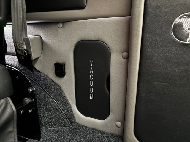Used 2024 Chevrolet Express 2500 w/ Driver Convenience Package image 12