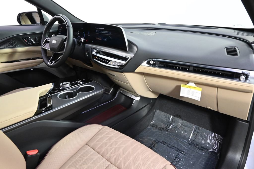 New 2025 Cadillac Lyriq Sport w/ Nappa Leather Package image 15
