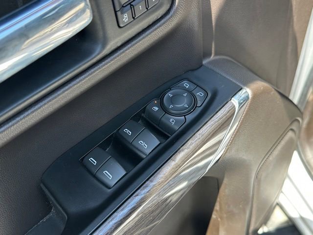Used 2019 Chevrolet Silverado 1500 LTZ AWD/4WD image 12