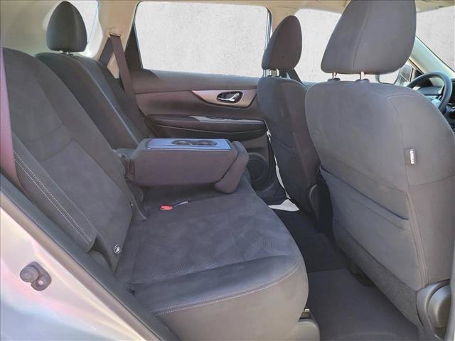 Used 2015 Nissan Rogue S FWD image 23
