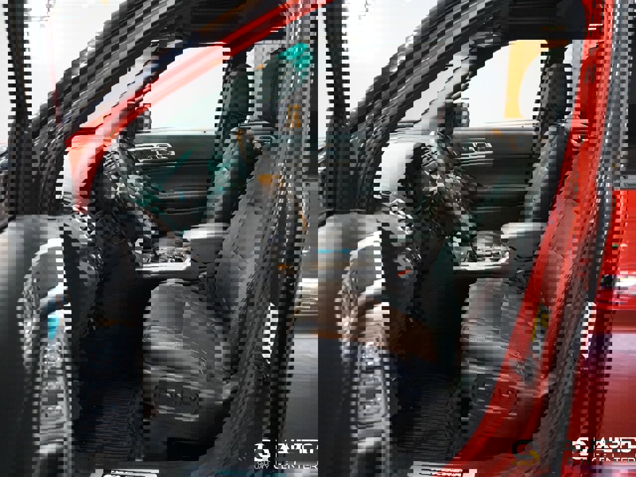 Used 2015 Ford Explorer Sport image 11