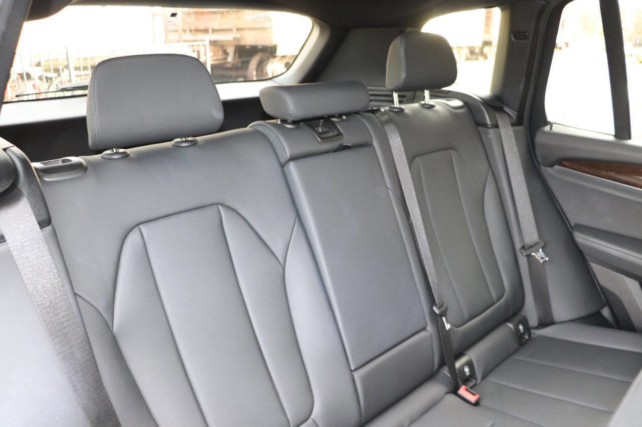 Used 2019 BMW X3 sDrive30i w/ Convenience Package image 38