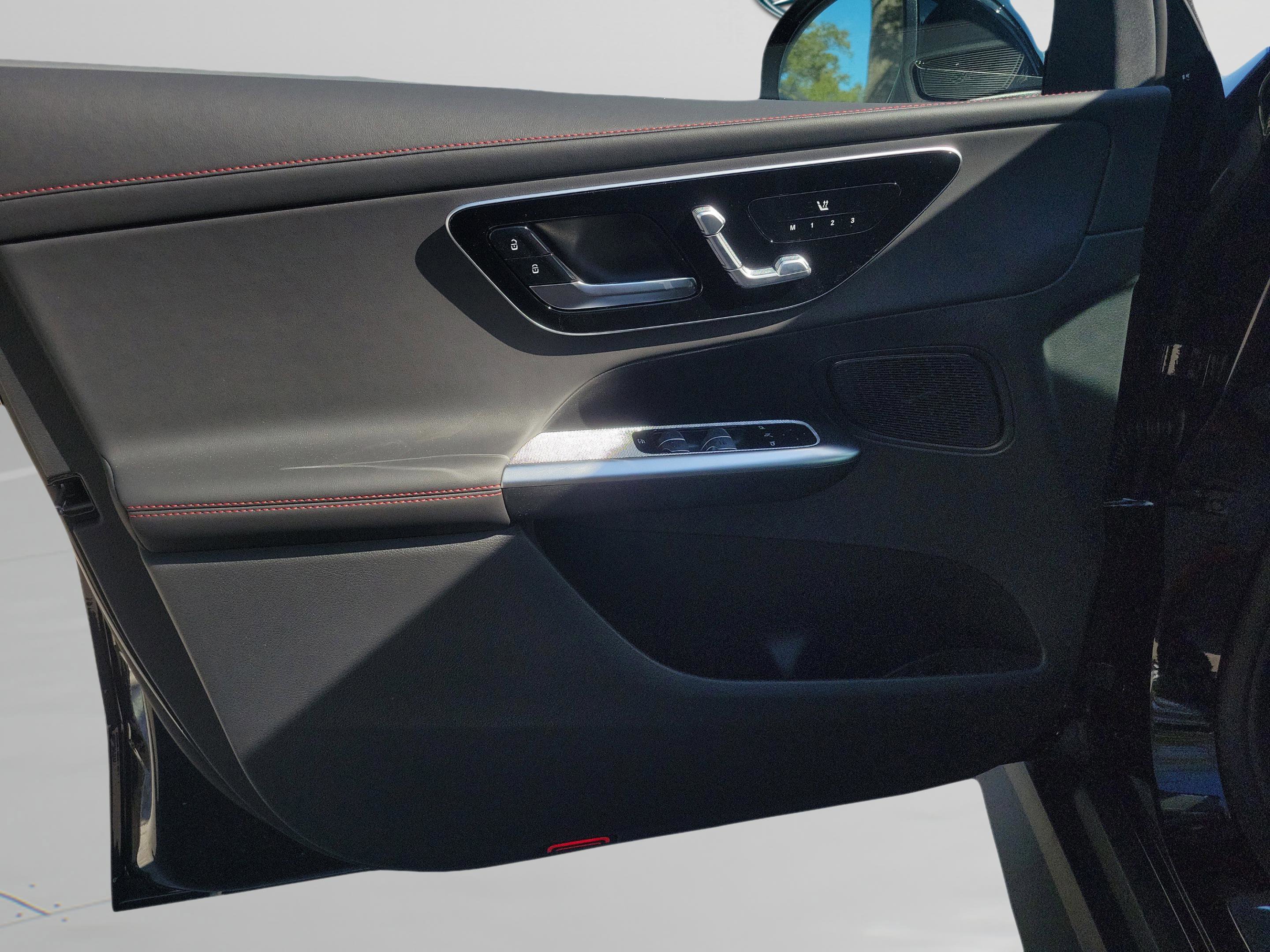 New 2026 Mercedes-Benz GLC 43 AMG 4MATIC image 22