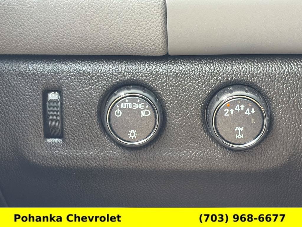 Used 2021 Chevrolet Colorado W/T AWD/4WD image 13