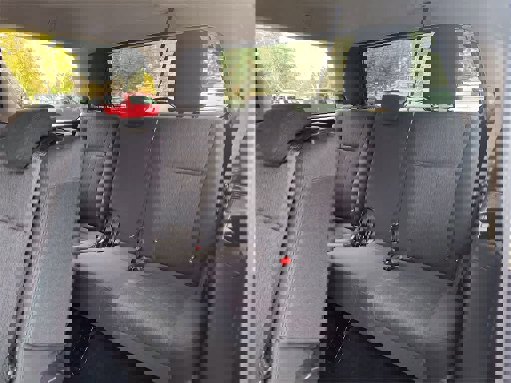 Used 2024 Ford Expedition XLT image 23