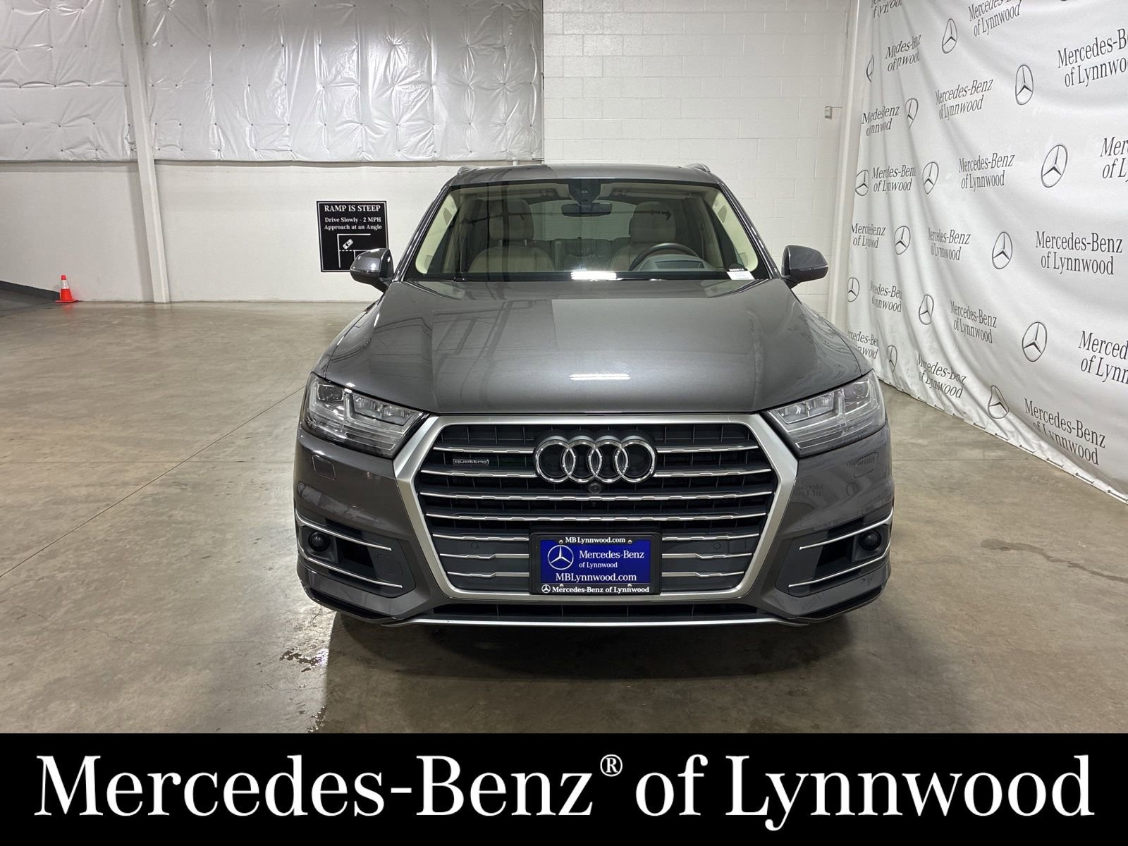 Used 2019 Audi Q7 3.0T Prestige w/ Prestige Package image 2