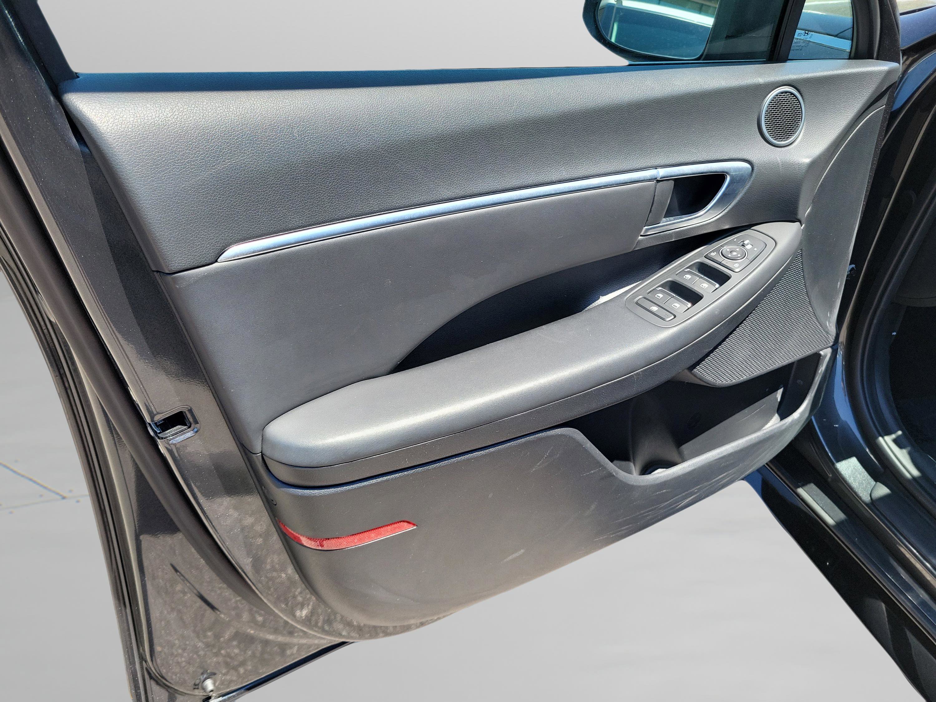 Certified 2022 Hyundai Sonata SEL FWD image 16
