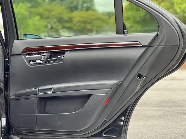 Used 2012 Mercedes-Benz S 550 4MATIC w/ Sport Pkg image 18